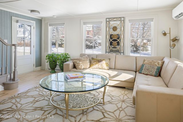 28 Hudson Street, Kinderhook, NY 12106