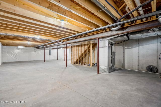 9437 Newbury Lane, Whitehouse, OH 43571