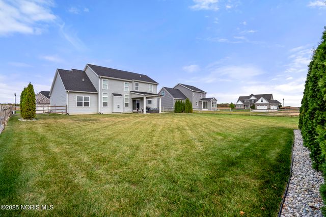 9437 Newbury Lane, Whitehouse, OH 43571