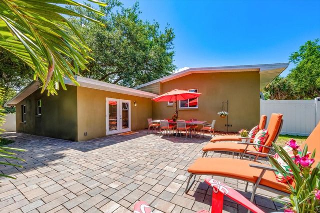 308 BARBARA CIRCLE, Belleair, FL 33756