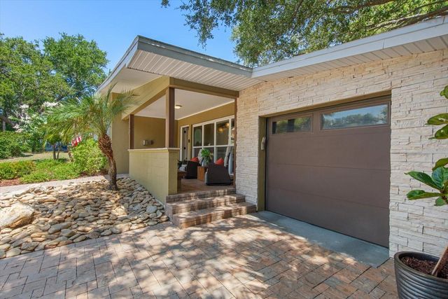 308 BARBARA CIRCLE, Belleair, FL 33756