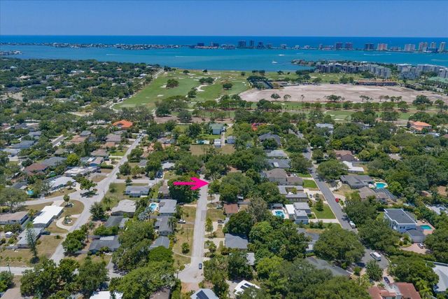 308 BARBARA CIRCLE, Belleair, FL 33756