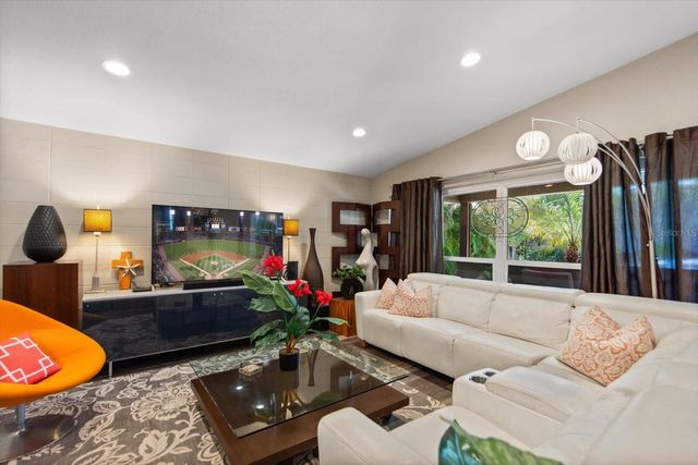 308 BARBARA CIRCLE, Belleair, FL 33756