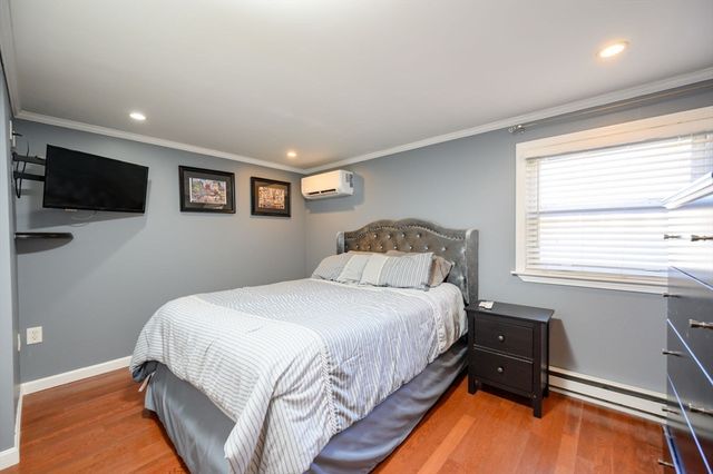 30 Lancaster Ave, Plymouth, MA 02360