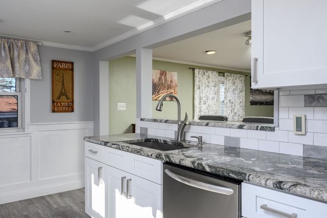 30 Lancaster Ave, Plymouth, MA 02360