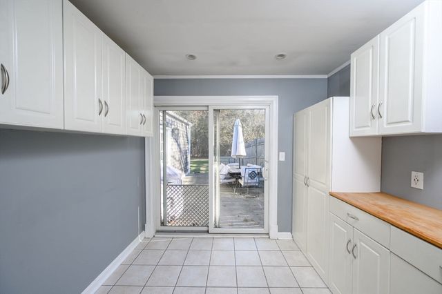 30 Lancaster Ave, Plymouth, MA 02360