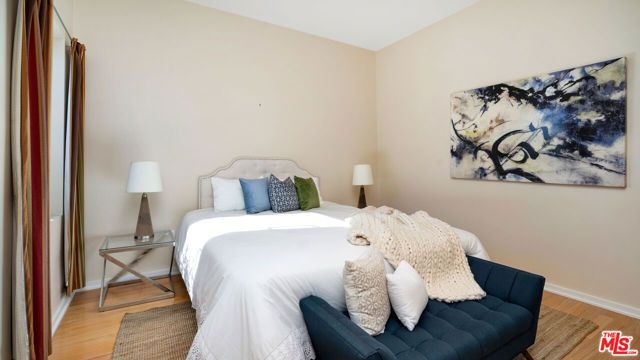 12411 Pacific Avenue 101, Los Angeles, CA 90066