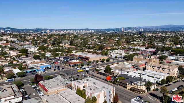 12411 Pacific Avenue 101, Los Angeles, CA 90066