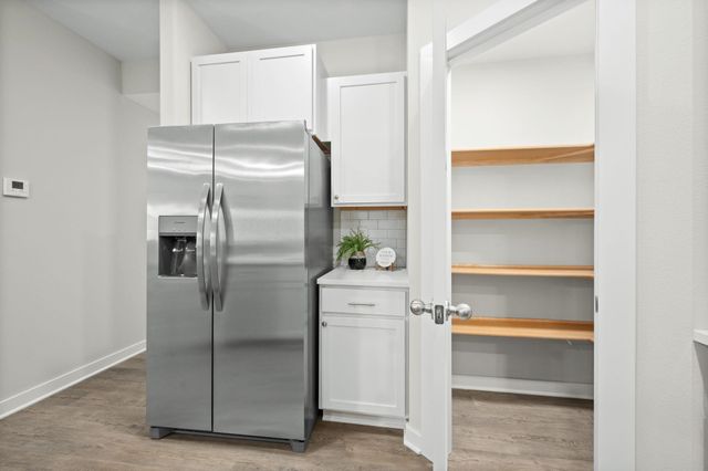 5007 S Sycamore Ave, Wichita, KS 67217