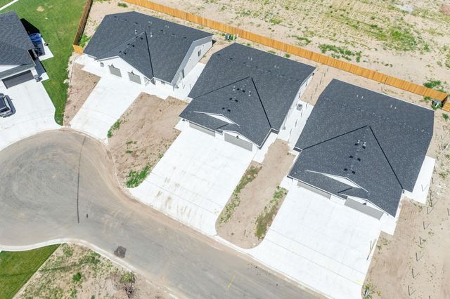 5007 S Sycamore Ave, Wichita, KS 67217