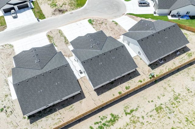 5007 S Sycamore Ave, Wichita, KS 67217