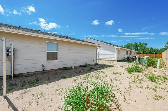 5007 S Sycamore Ave, Wichita, KS 67217