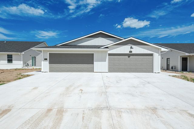 5007 S Sycamore Ave, Wichita, KS 67217