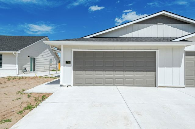 5007 S Sycamore Ave, Wichita, KS 67217