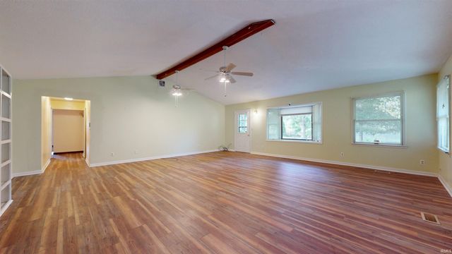 5610 Saint Catherine Court, Newburgh, IN 47630