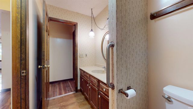 5610 Saint Catherine Court, Newburgh, IN 47630