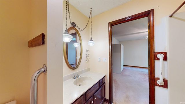 5610 Saint Catherine Court, Newburgh, IN 47630