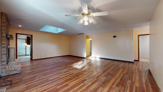 5610 Saint Catherine Court, Newburgh, IN 47630