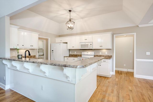 823 Lake Lanier Court, North Augusta, SC 29841