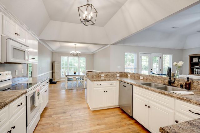 823 Lake Lanier Court, North Augusta, SC 29841