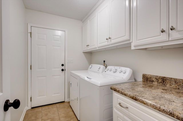 823 Lake Lanier Court, North Augusta, SC 29841
