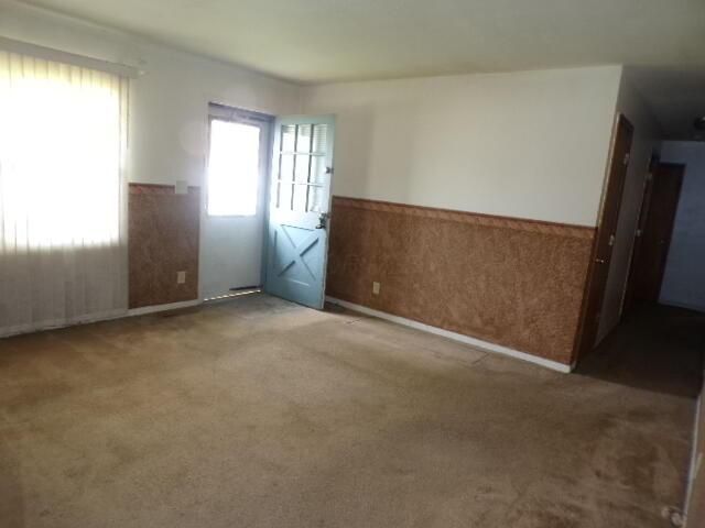 1067 Gilcrest Avenue, Columbus, OH 43207