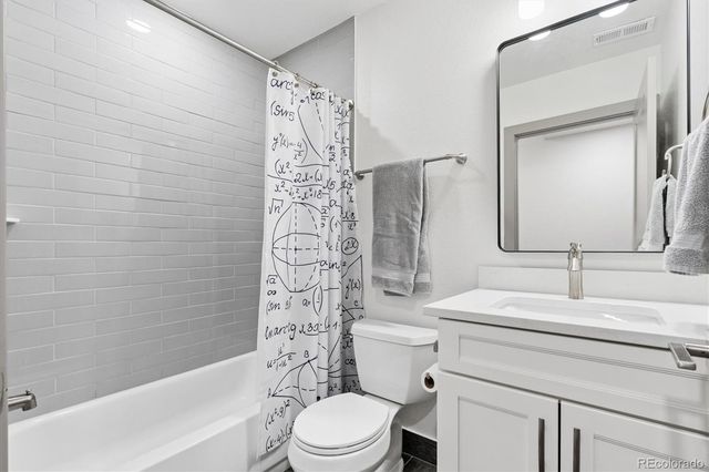 9505 Autumn Moon Avenue, Littleton, CO 80125