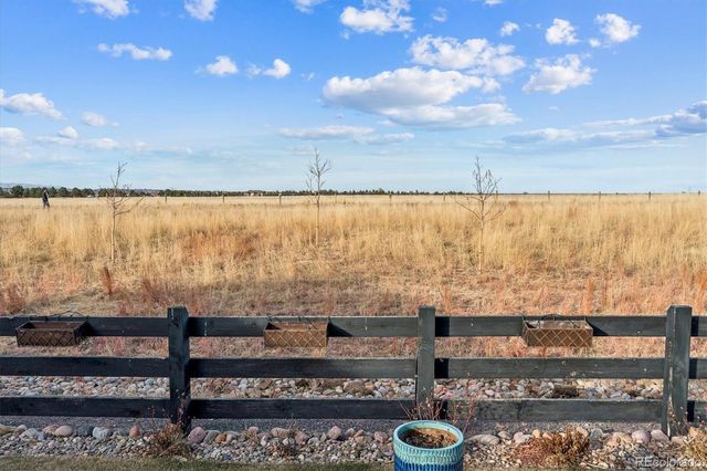 9505 Autumn Moon Avenue, Littleton, CO 80125