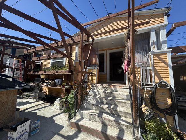 1925 E 27th Street, Oakland, CA 94606
