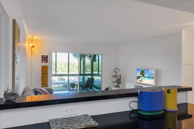 2100 BENJAMIN FRANKLIN DRIVE 203, Sarasota, FL 34236