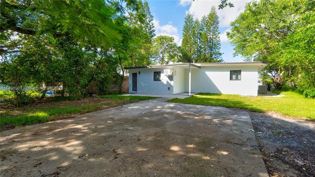 2736 NW 21st Ave, Oakland Park, FL 33311