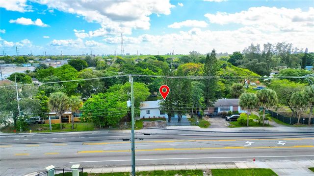 2736 NW 21st Ave, Oakland Park, FL 33311