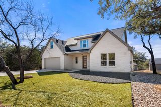 300 Bedford DR, Spicewood, TX 78669