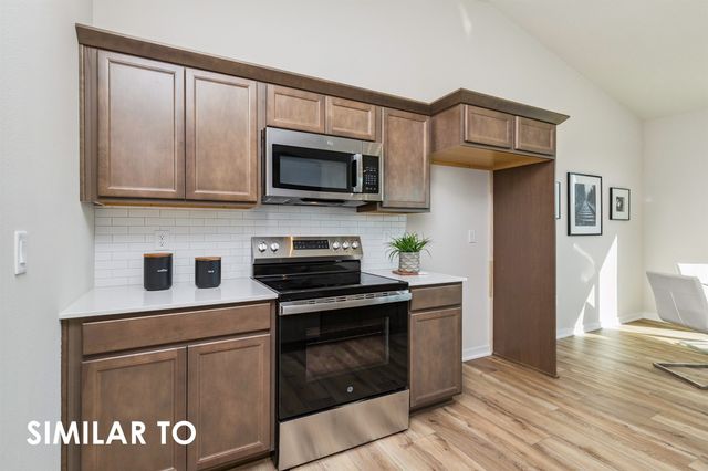 3204 SE Elkwood Court, Ankeny, IA 50021