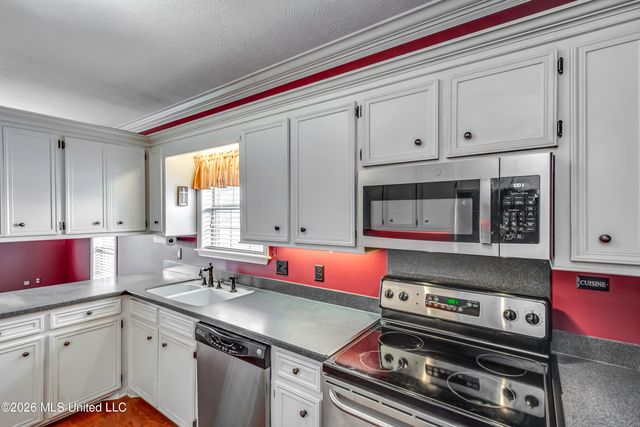 219 Garden Drive, Brandon, MS 39042