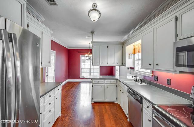 219 Garden Drive, Brandon, MS 39042