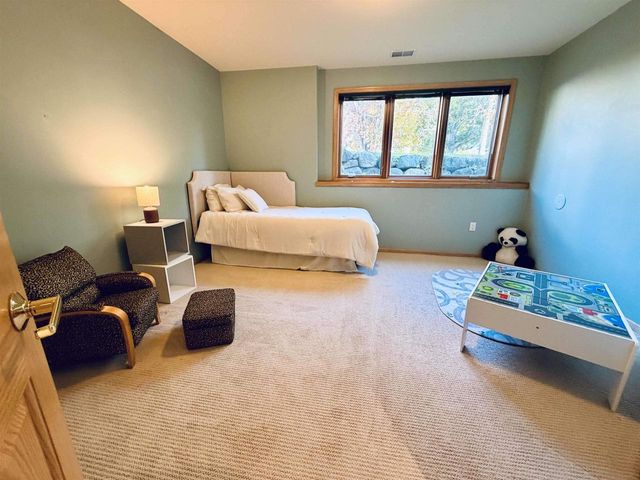 1030 Rooster Run, Middleton, WI 53562