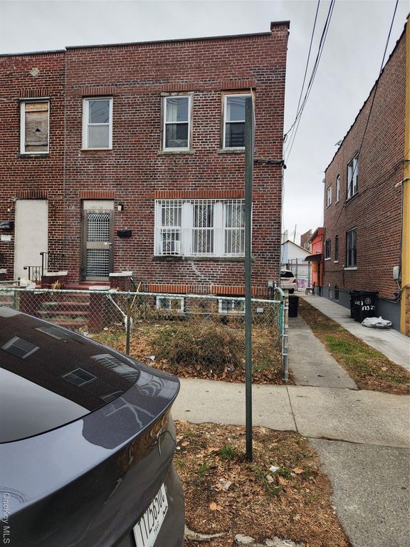 17325 106th Avenue, Jamaica, NY 11433