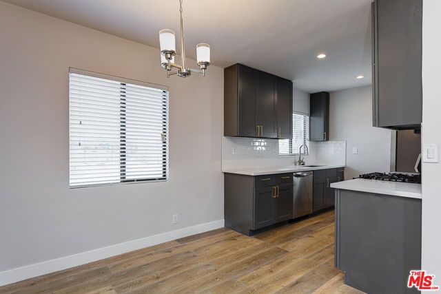 2841 S REDONDO 2841, Los Angeles, CA 90016