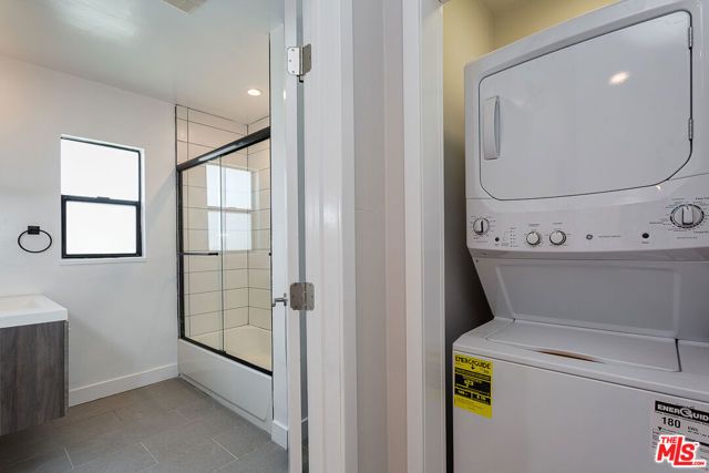 2841 S REDONDO 2841, Los Angeles, CA 90016