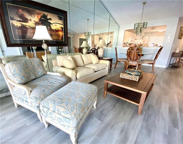 388 Belina DR # 1112, Naples, FL 34104