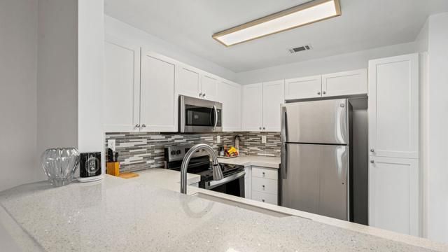 1074 Merrill Circle, Hemet, CA 92545