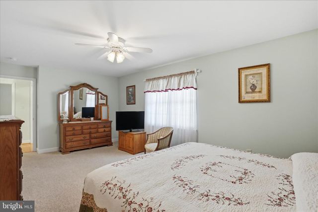 621 KESTREL CT, Woodstock, VA 22664