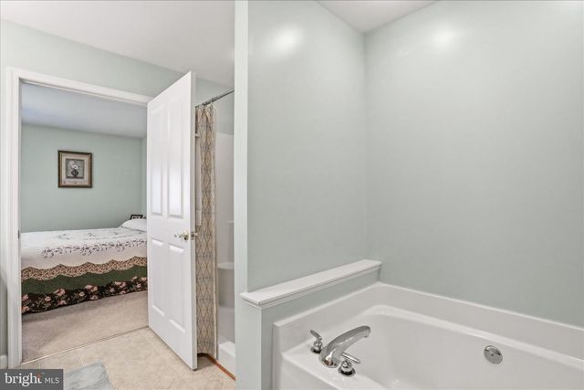 621 KESTREL CT, Woodstock, VA 22664