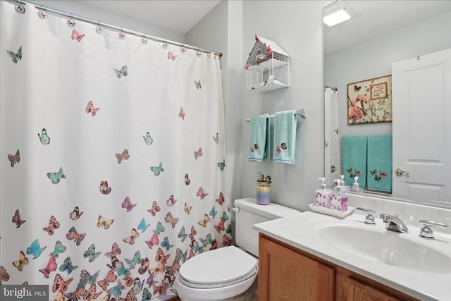 621 KESTREL CT, Woodstock, VA 22664