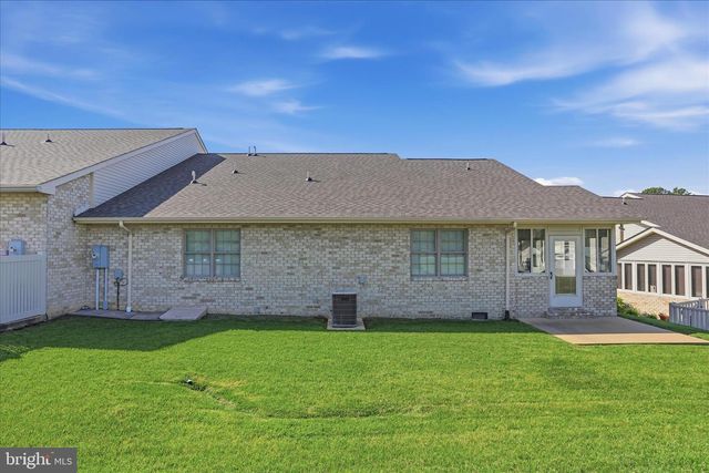 621 KESTREL CT, Woodstock, VA 22664
