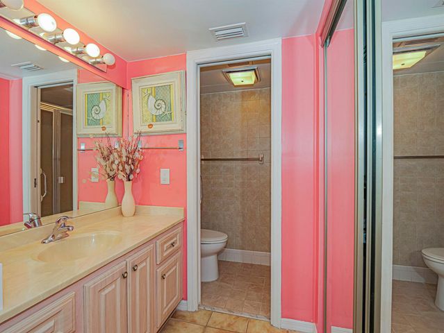 4141 Ocean Drive 403, Vero Beach, FL 32963
