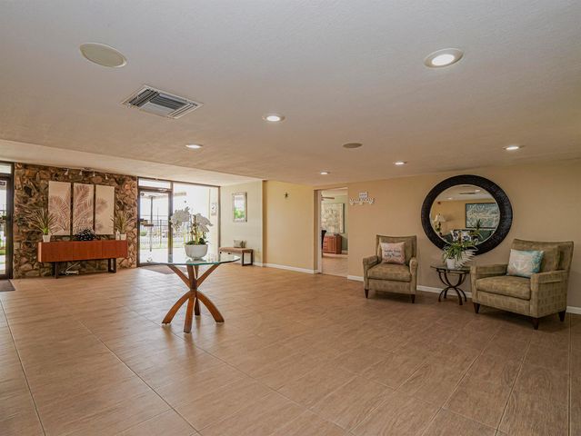 4141 Ocean Drive 403, Vero Beach, FL 32963