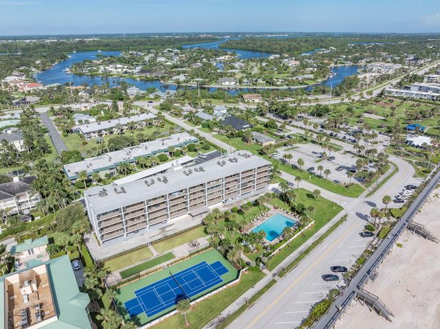 4141 Ocean Drive 403, Vero Beach, FL 32963