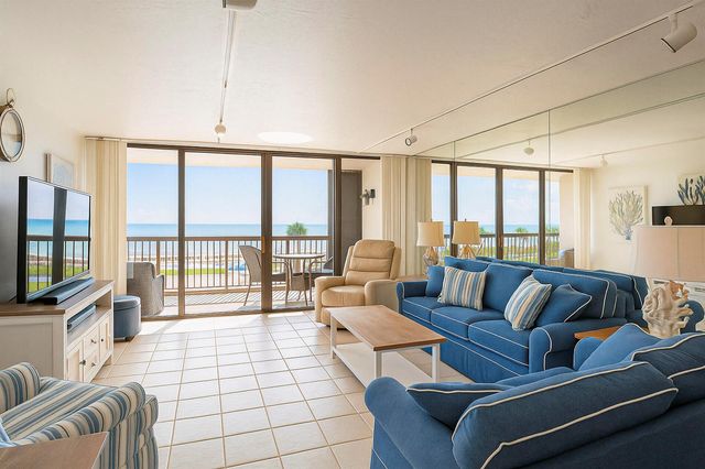 4141 Ocean Drive 403, Vero Beach, FL 32963
